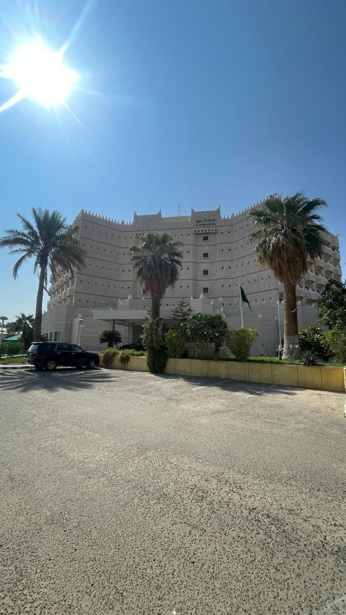 فندق جلوريا إن نجران المظهر الخارجي الصورة