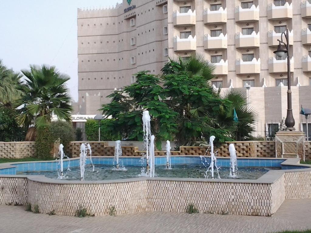 فندق جلوريا إن نجران المظهر الخارجي الصورة